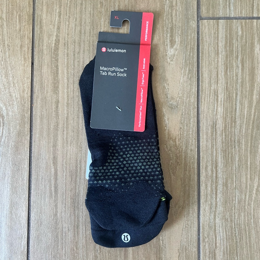 lululemon Men's Black Athletic Socks